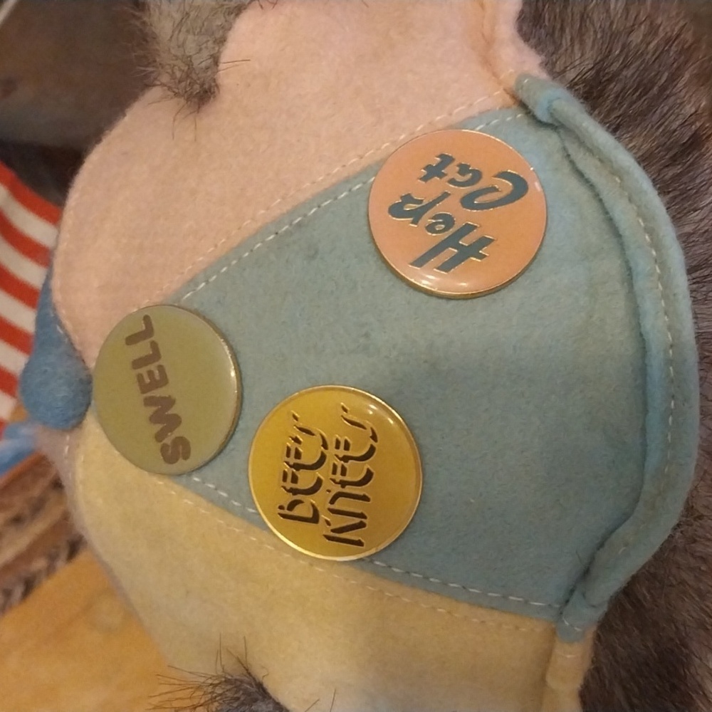 Raikes Bear - Picture 2 of 9